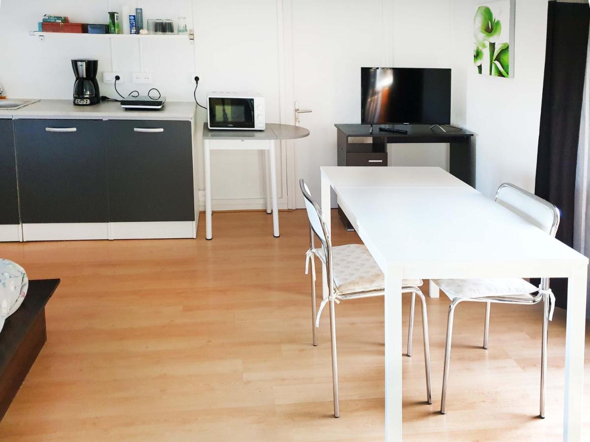 Studio, Chambres, Appartement, Gite Vendegies-sur-Ecaillon Exterior photo