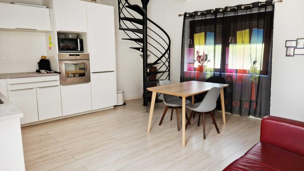 Studio, Chambres, Appartement, Gite Vendegies-sur-Ecaillon Exterior photo